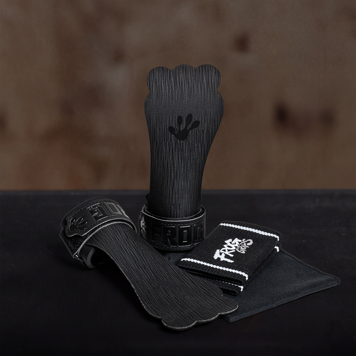 Elite Hybrid Grips – Chalk Resistant for Functional Fitness – Frog Grips