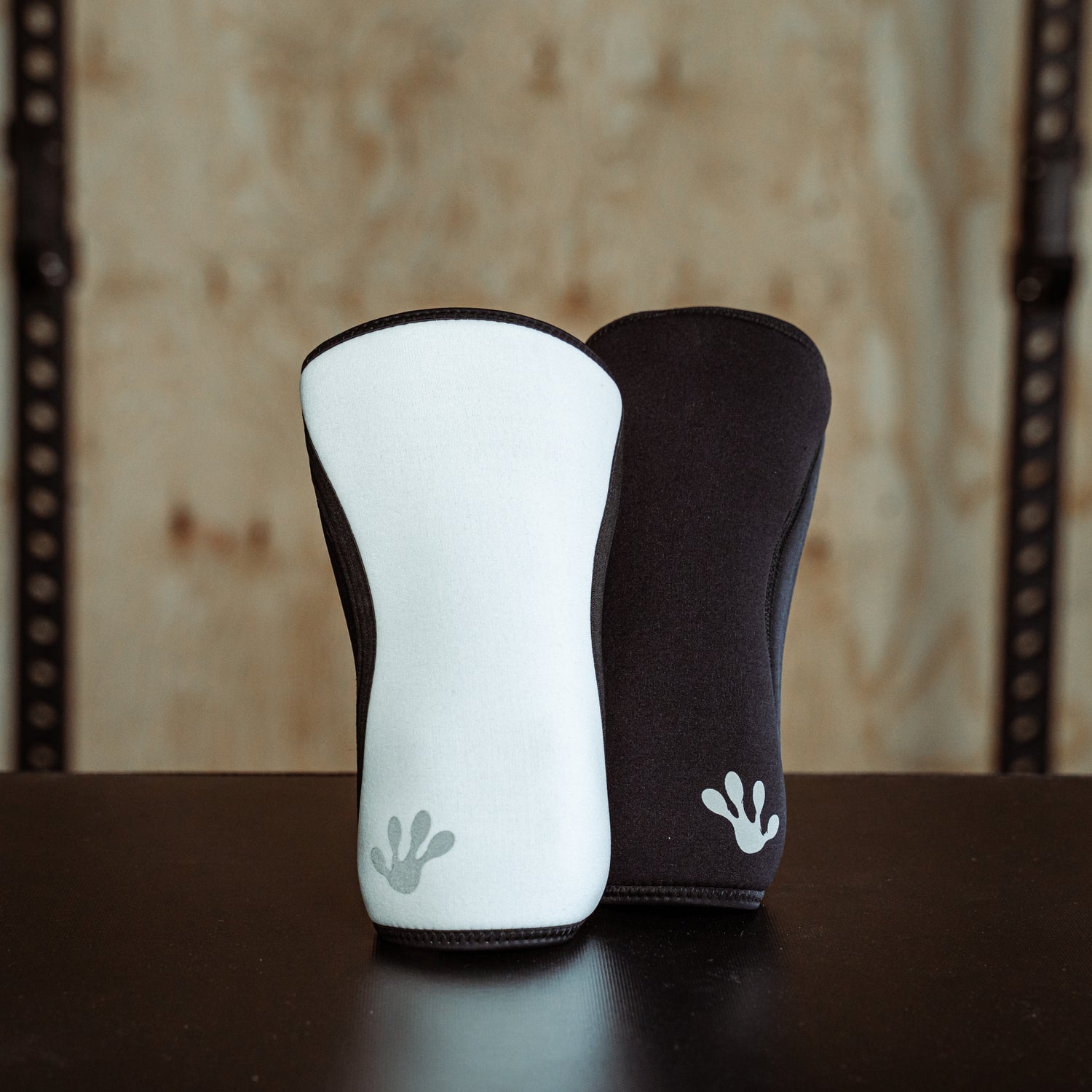 Reversible Knee Sleeves - Black/White